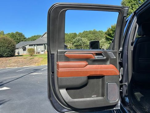 Used 2024 GMC Sierra 2500 Denali Ultimate AWD/4WD image 62