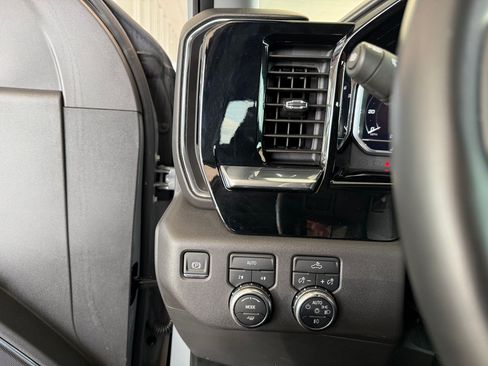 Used 2024 GMC Sierra 1500 Elevation AWD/4WD image 29