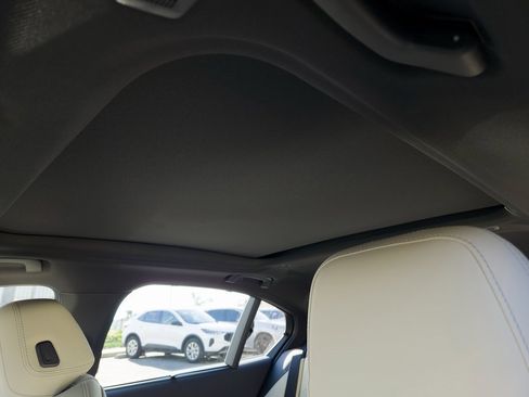 New 2026 BMW 530i w/ Executive Package image 16