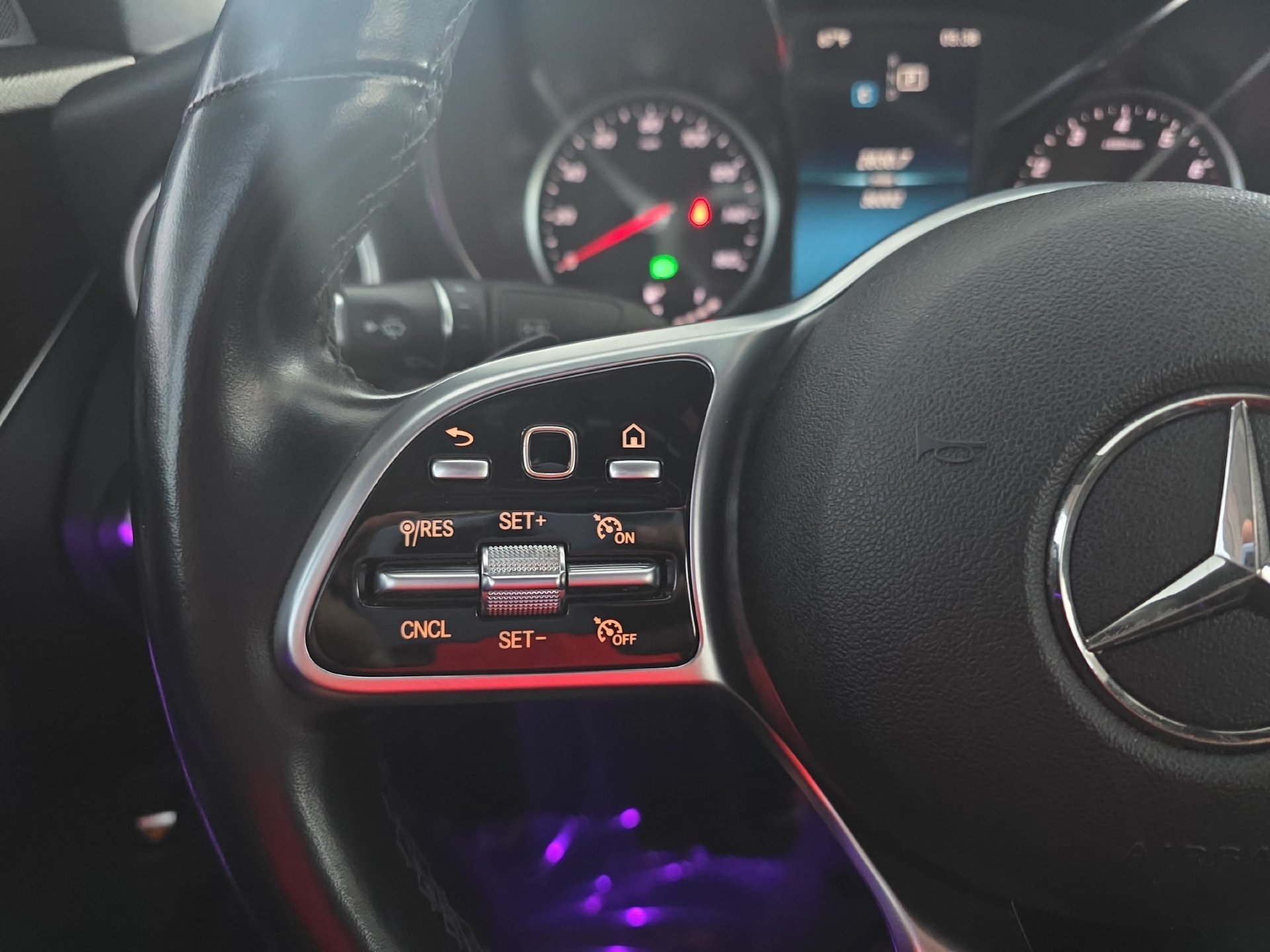 Used 2019 Mercedes-Benz C 300 4MATIC Sedan image 17