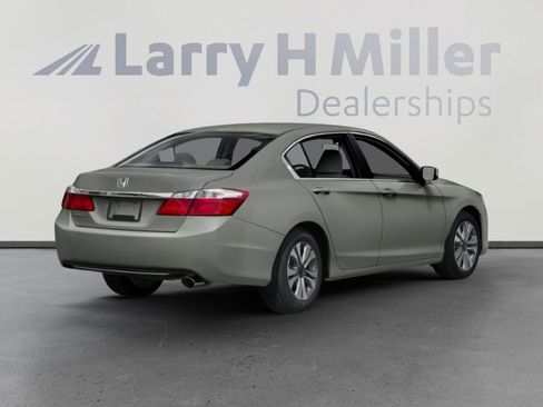 Used 2013 Honda Accord LX image 2