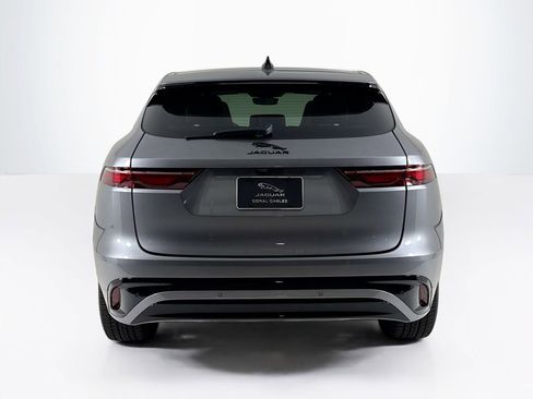 Certified 2025 Jaguar F-PACE R-Dynamic S image 4