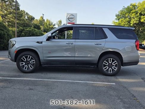 Used 2023 GMC Yukon AT4 AWD/4WD image 2