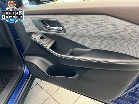 Used 2023 Nissan Rogue SV AWD/4WD image 23