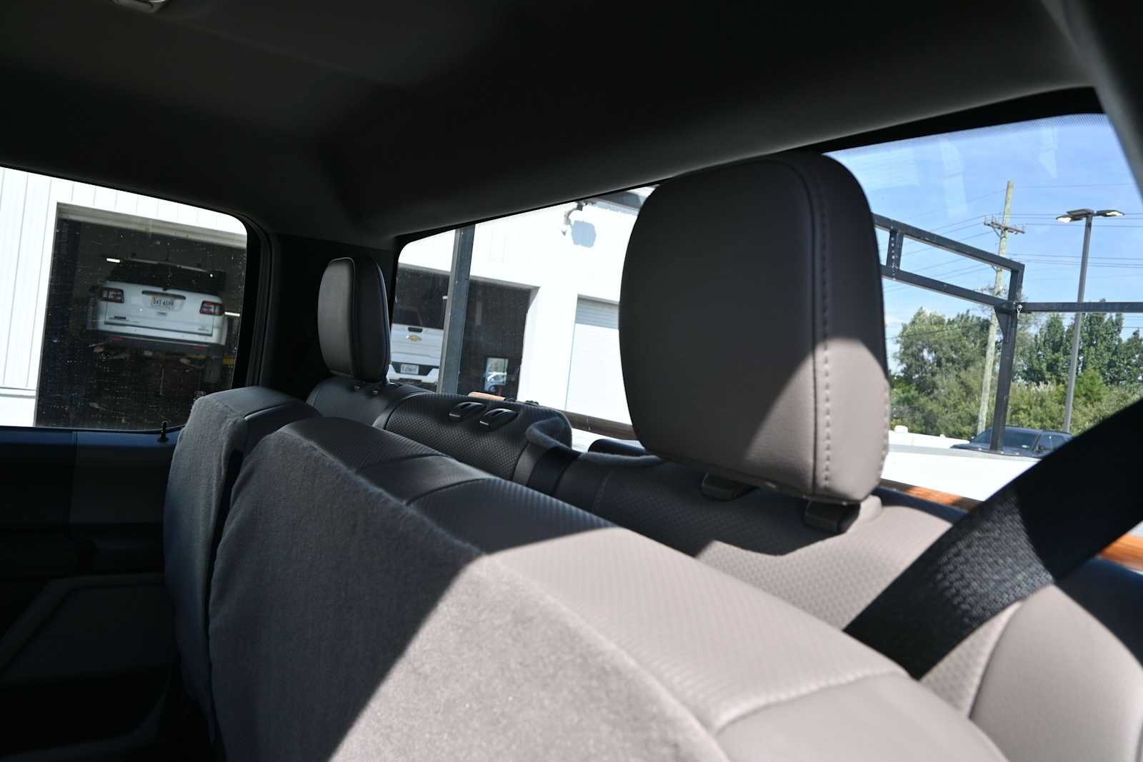 Used 2021 Ford F350 XL w/ Power Equipment Group AWD/4WD image 38