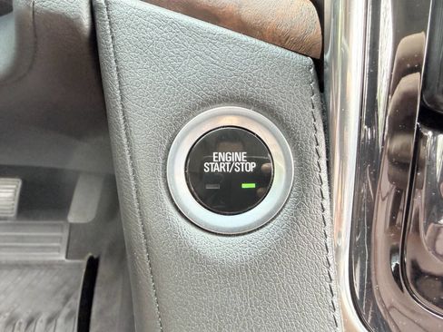 Used 2015 Cadillac Escalade ESV Premium AWD/4WD image 23
