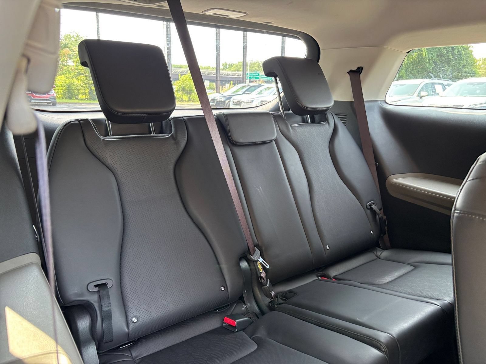 Used 2026 Kia Carnival FWD image 33