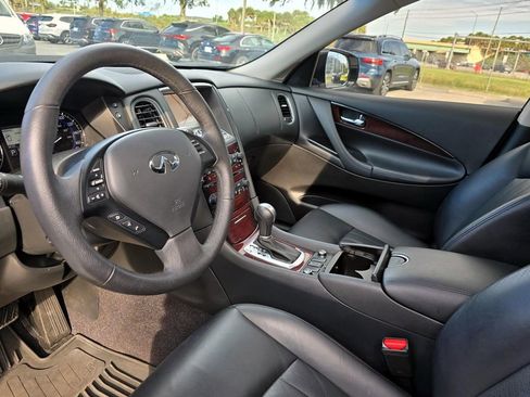 Used 2017 INFINITI QX50 AWD w/ Premium Plus Package image 25