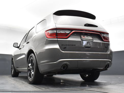 Used 2022 Dodge Durango R/T w/ Blacktop Package AWD/4WD image 29
