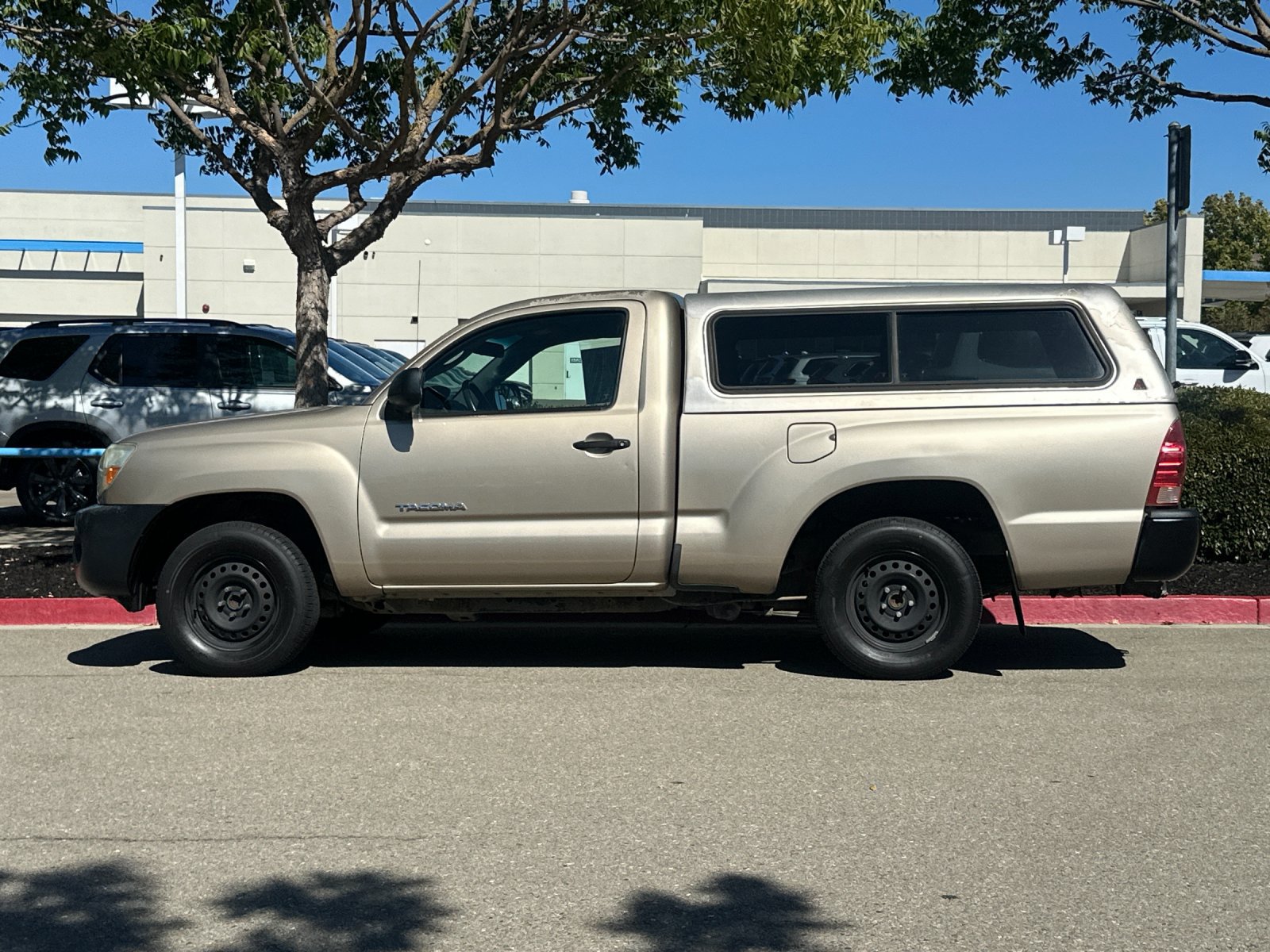 Used 2006 Toyota Tacoma 2WD Regular Cab w/ Enhancement Pkg image 3