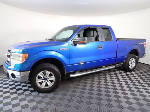 Used 2013 Ford F150 XLT w/ Mid Equipment Group AWD/4WD image 9