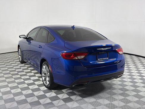 Used 2015 Chrysler 200 S w/ Navigation & Sound Group I FWD image 7
