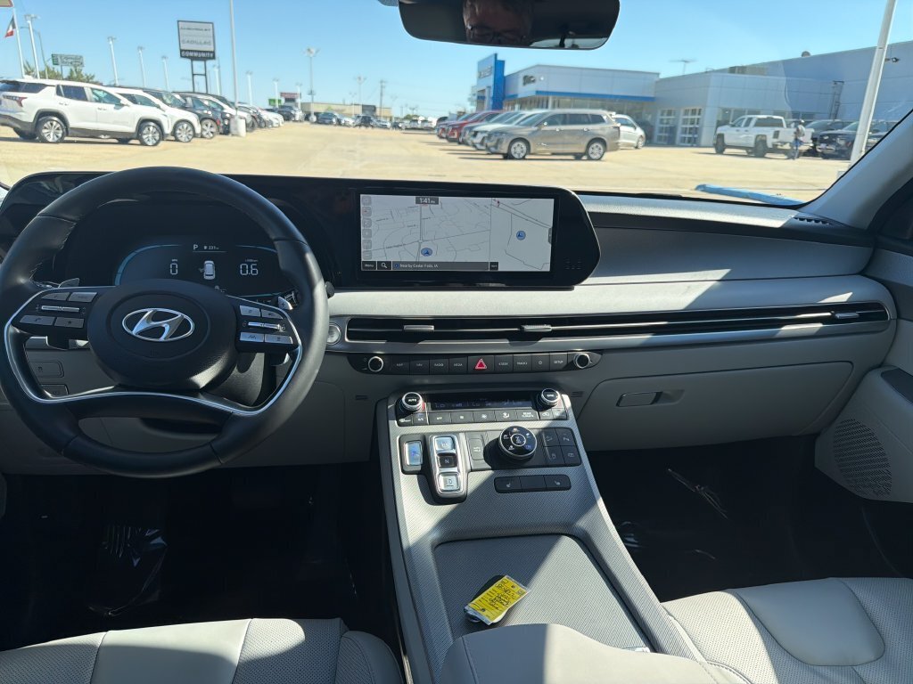 Used 2025 Hyundai Palisade SEL AWD/4WD image 12