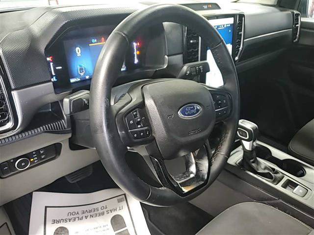 Used 2025 Ford Ranger XLT w/ FX4 Off-Road Package AWD/4WD image 3