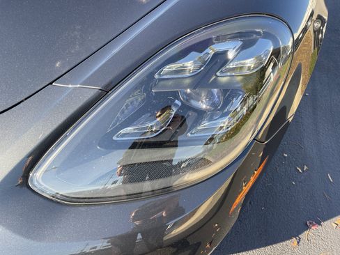 Used 2023 Porsche Panamera GTS image 12