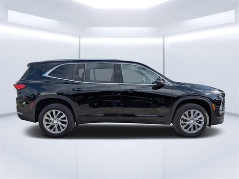New 2025 Buick Enclave Preferred image 2