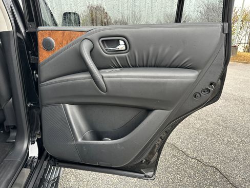 Certified 2023 Nissan Armada SL w/ Captain's Chairs Package image 17