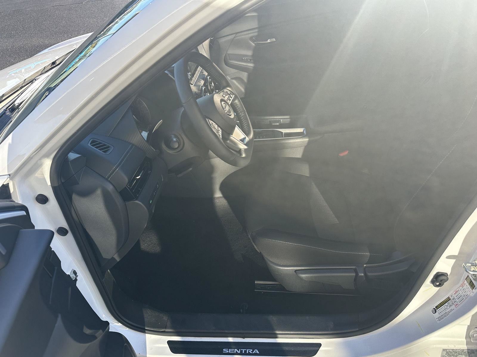 Used 2025 Nissan Sentra SV w/ All-Weather Package FWD image 10