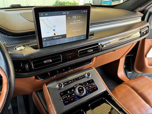 Used 2020 Lincoln Aviator Black Label w/ Dynamic Handling Package image 20