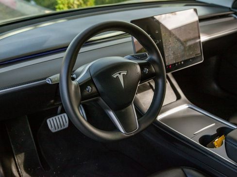 Used 2021 Tesla Model 3 Performance image 11