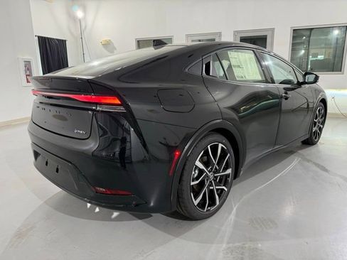 New 2025 Toyota Prius XSE Premium image 4