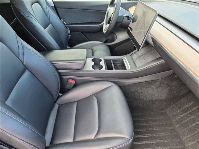 Used 2022 Tesla Model Y Performance AWD/4WD image 21
