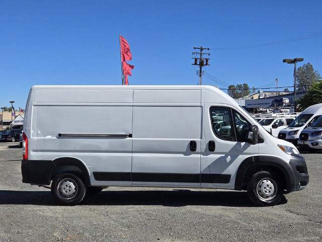 Used 2023 RAM ProMaster 2500 FWD image 3