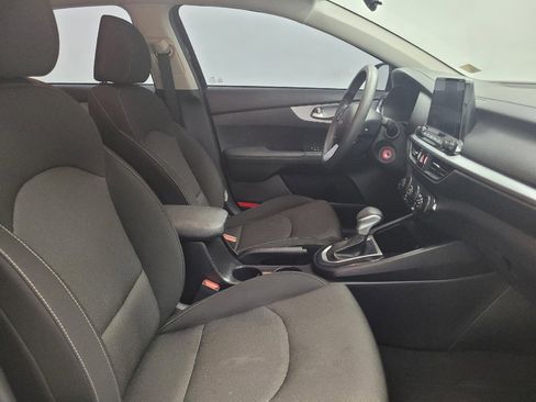 Used 2024 Kia Forte LX image 21