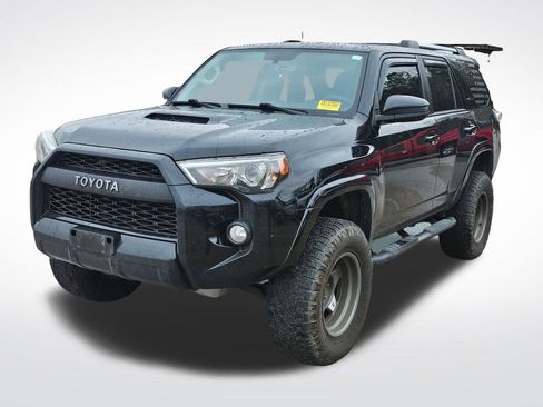 Used 2018 Toyota 4Runner TRD Pro image 2
