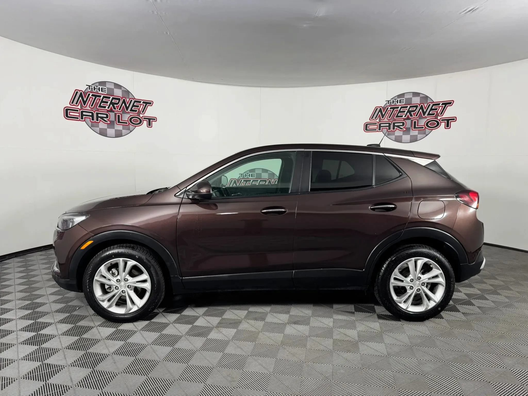 Used 2023 Buick Encore GX Preferred w/ Cold Weather Comfort Package FWD image 4