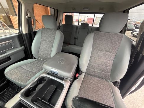 Used 2019 RAM 1500 Big Horn AWD/4WD image 14