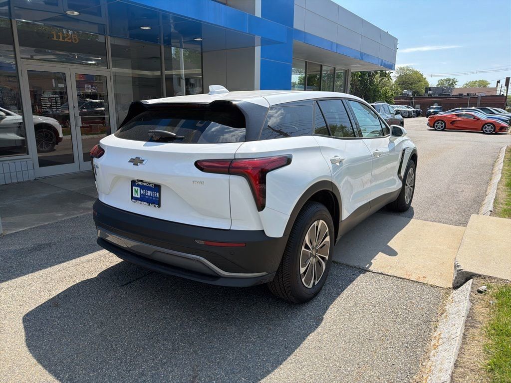 New 2025 Chevrolet Blazer EV LT w/ LPO, All-Weather Mat Package AWD/4WD image 5