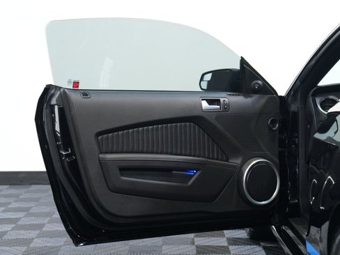 Used 2013 Ford Mustang Shelby GT500 image 23