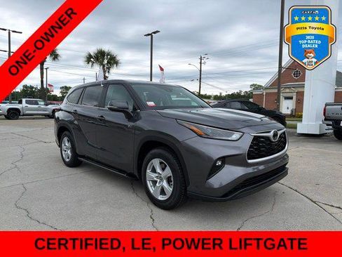 Certified 2024 Toyota Highlander LE FWD image 3