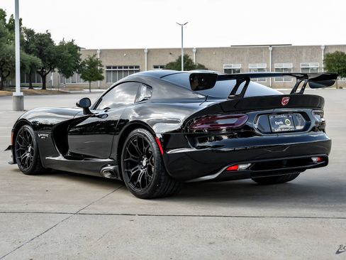 Used 2017 Dodge Viper GTC w/ Time Attack Group 2.0 RWD image 10