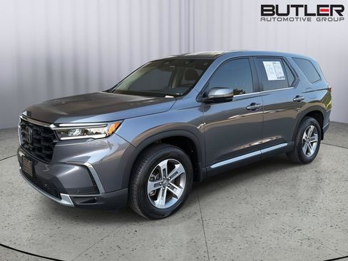Used 2025 Honda Pilot EX-L image 1