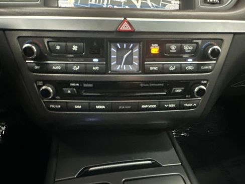 Used 2015 Hyundai Genesis 3.8 w/ Option Group 04 RWD image 21