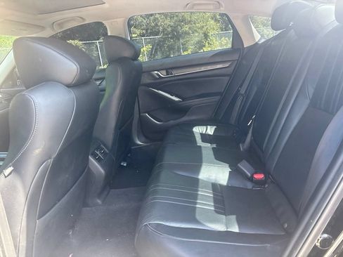 Used 2018 Honda Accord EX-L image 11