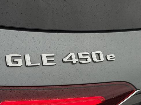 Used 2024 Mercedes-Benz GLE 450e 4MATIC image 8