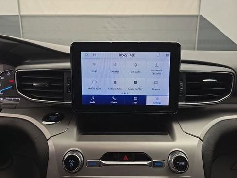 Used 2022 Ford Explorer XLT w/ Equipment Group 202A image 36