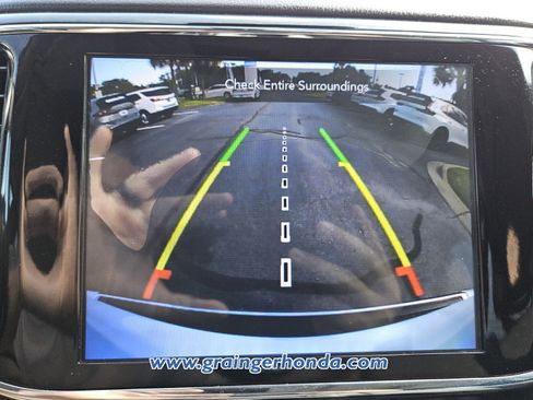 Used 2020 Jeep Grand Cherokee Summit AWD/4WD image 16