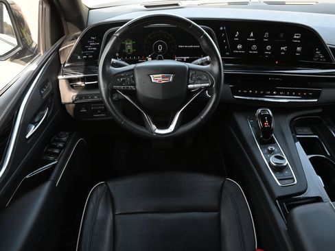 Certified 2023 Cadillac Escalade Sport AWD/4WD image 9
