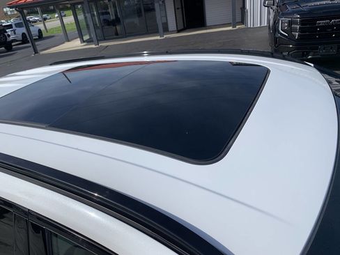 Used 2025 Lincoln Aviator Reserve w/ Luxury Package AWD/4WD image 9