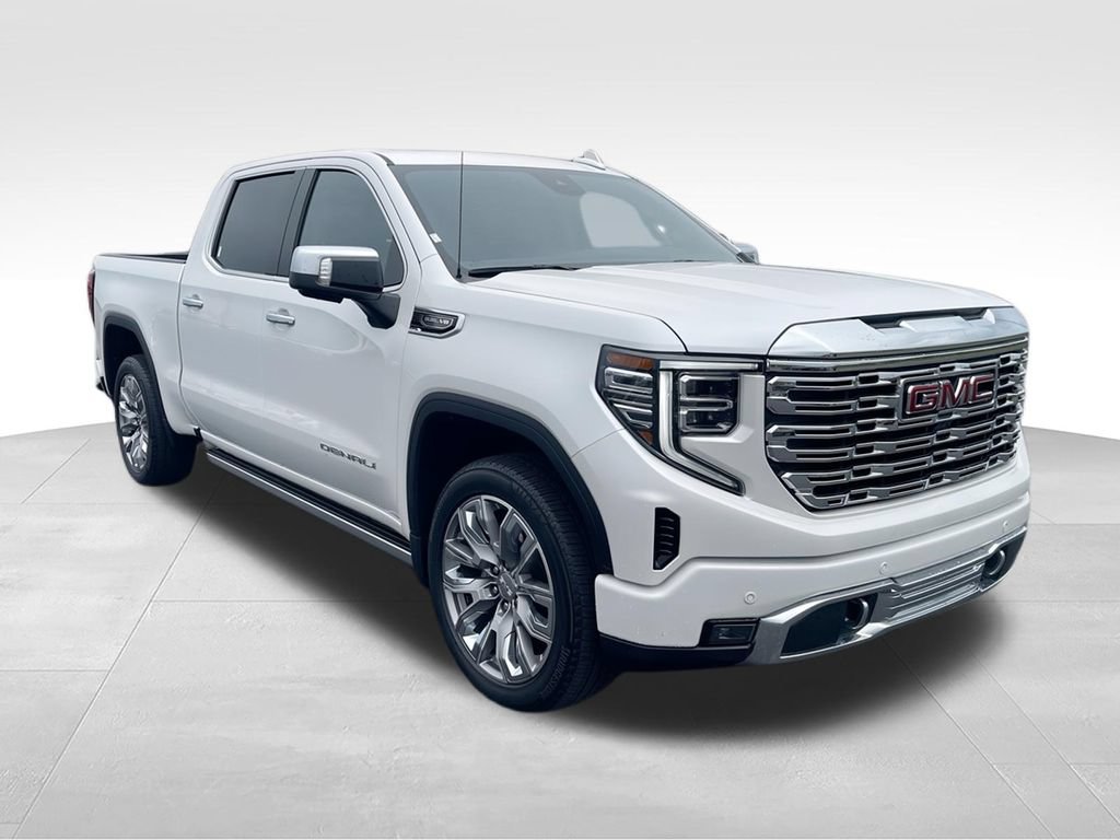 Used 2024 GMC Sierra 1500 Denali w/ Denali Reserve Package AWD/4WD image 2