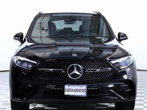 Used 2026 Mercedes-Benz GLC 300 4MATIC image 2