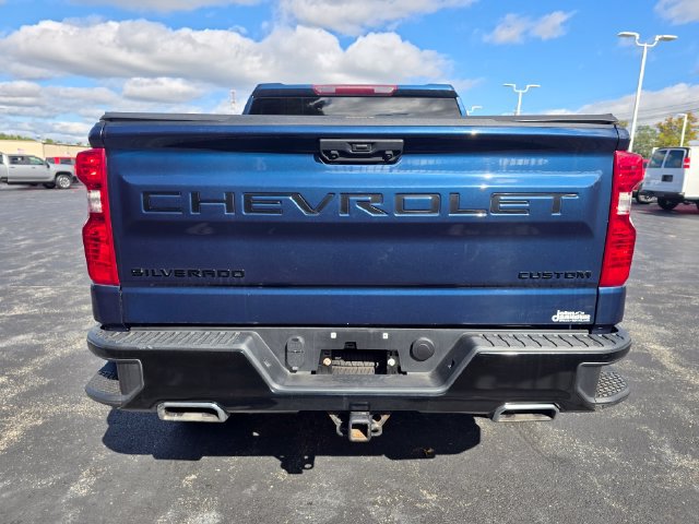 Used 2023 Chevrolet Silverado 1500 Custom Trail Boss w/ LPO, Dark Essentials Package AWD/4WD image 4