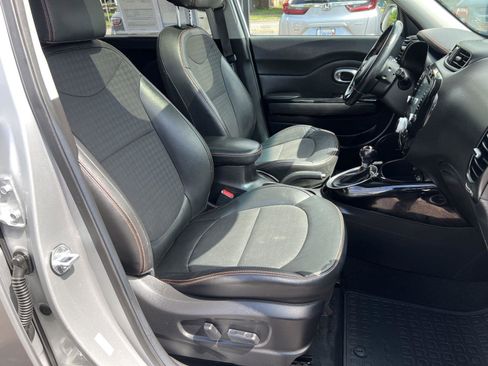 Used 2019 Kia Soul ! w/ Technology Package FWD image 19
