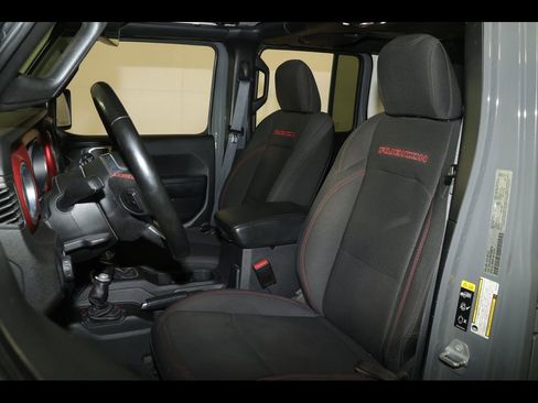 Used 2022 Jeep Wrangler Unlimited Rubicon w/ Xtreme Recon 35" Tire Package image 19