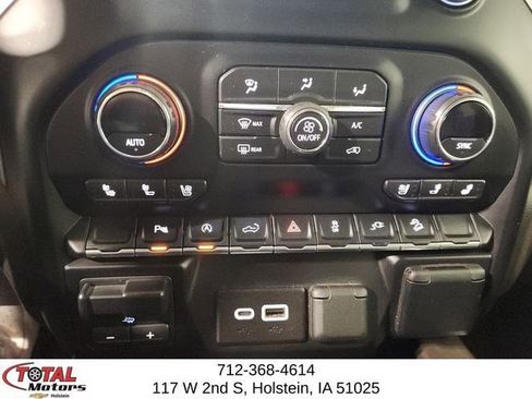 Used 2021 Chevrolet Silverado 1500 LTZ AWD/4WD image 18