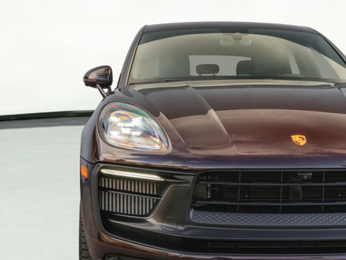 Used 2023 Porsche Macan GTS w/ Sport Chrono Package image 13